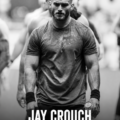 Jay Crouch en pleine séance d'entraînement, athlète inspirant du fitness.